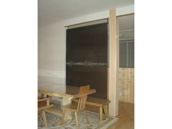 パネルヒーター（冷暖房用）　※上越初設置